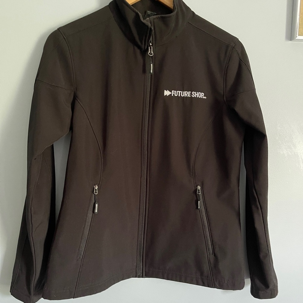 ☘️ W/M Future Shop Training Jacket